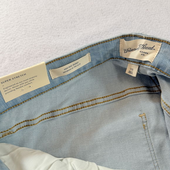 Universal thread 17 short high rise slim leg light blue denim jeans preppy - Picture 7 of 8